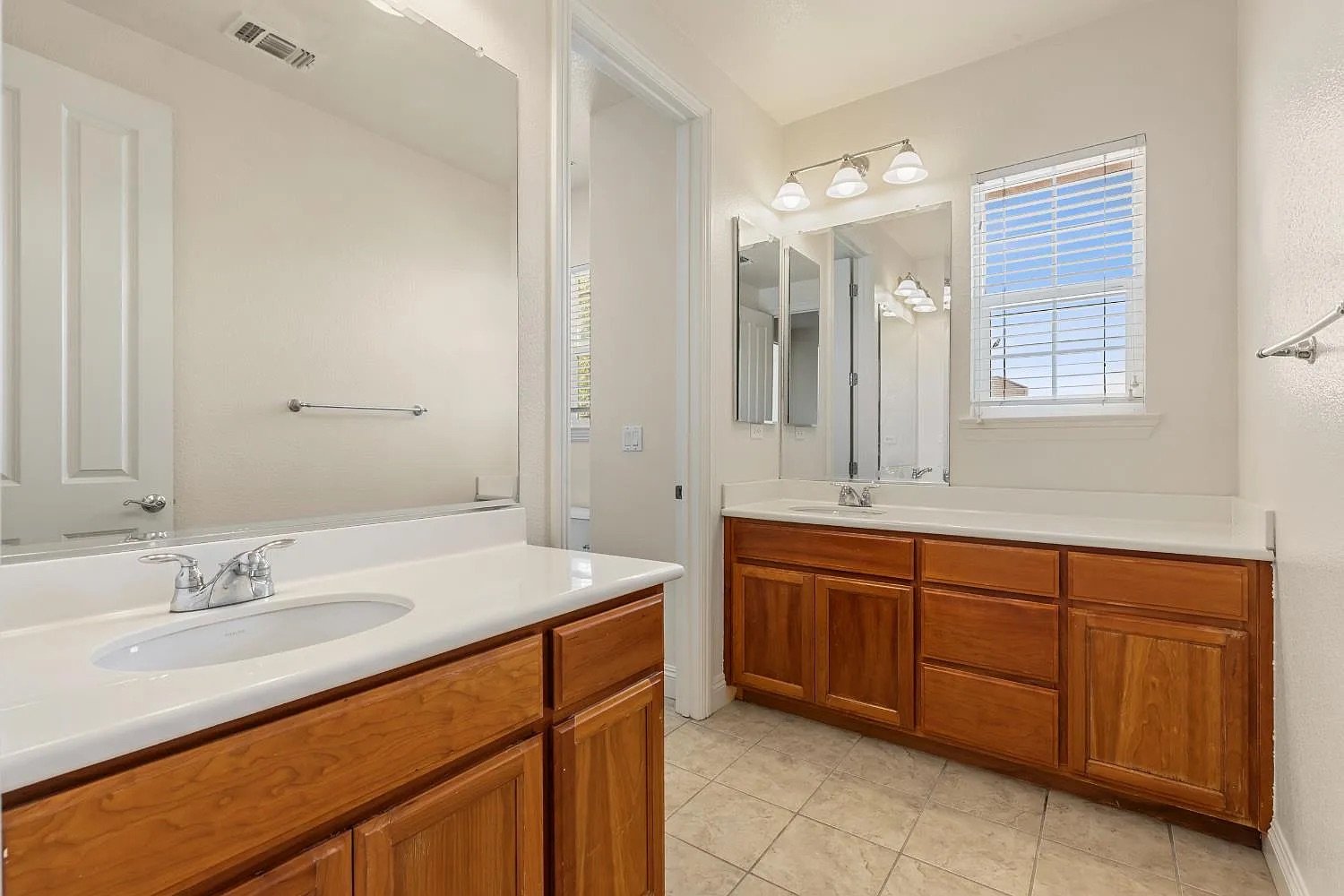 Primary Bath — Double Vanity