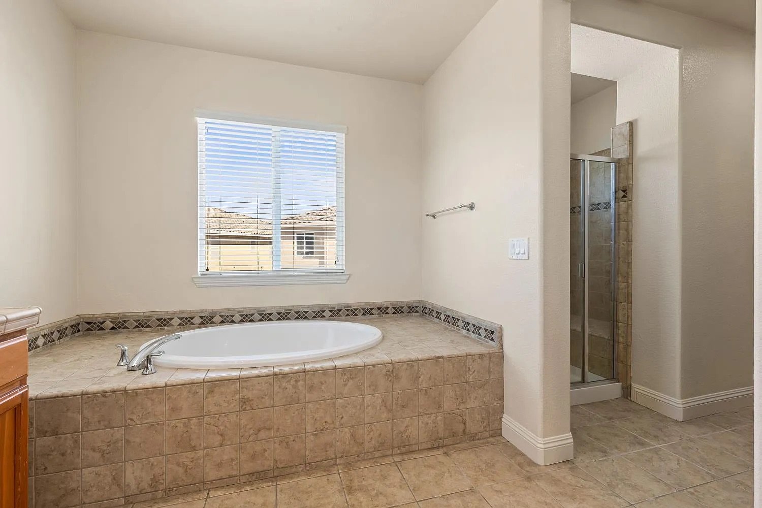 Primary Bath — Soaking Tub