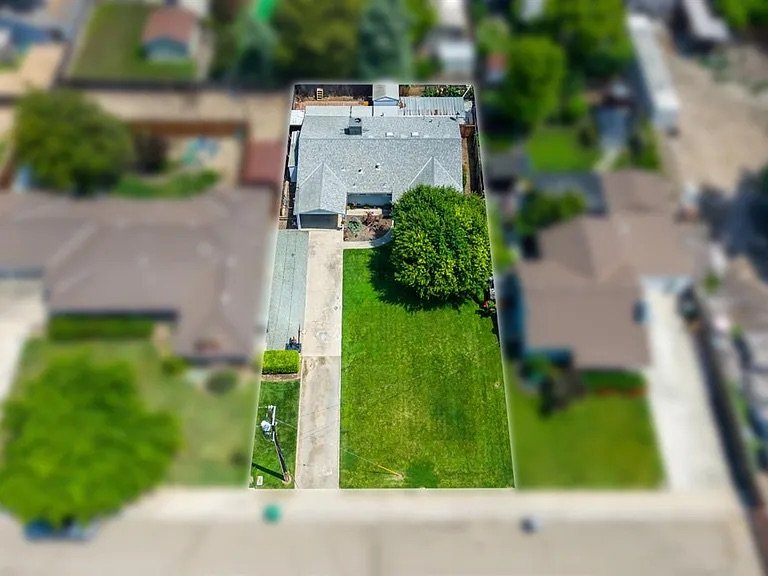 Aerial — bird's eye view of lot